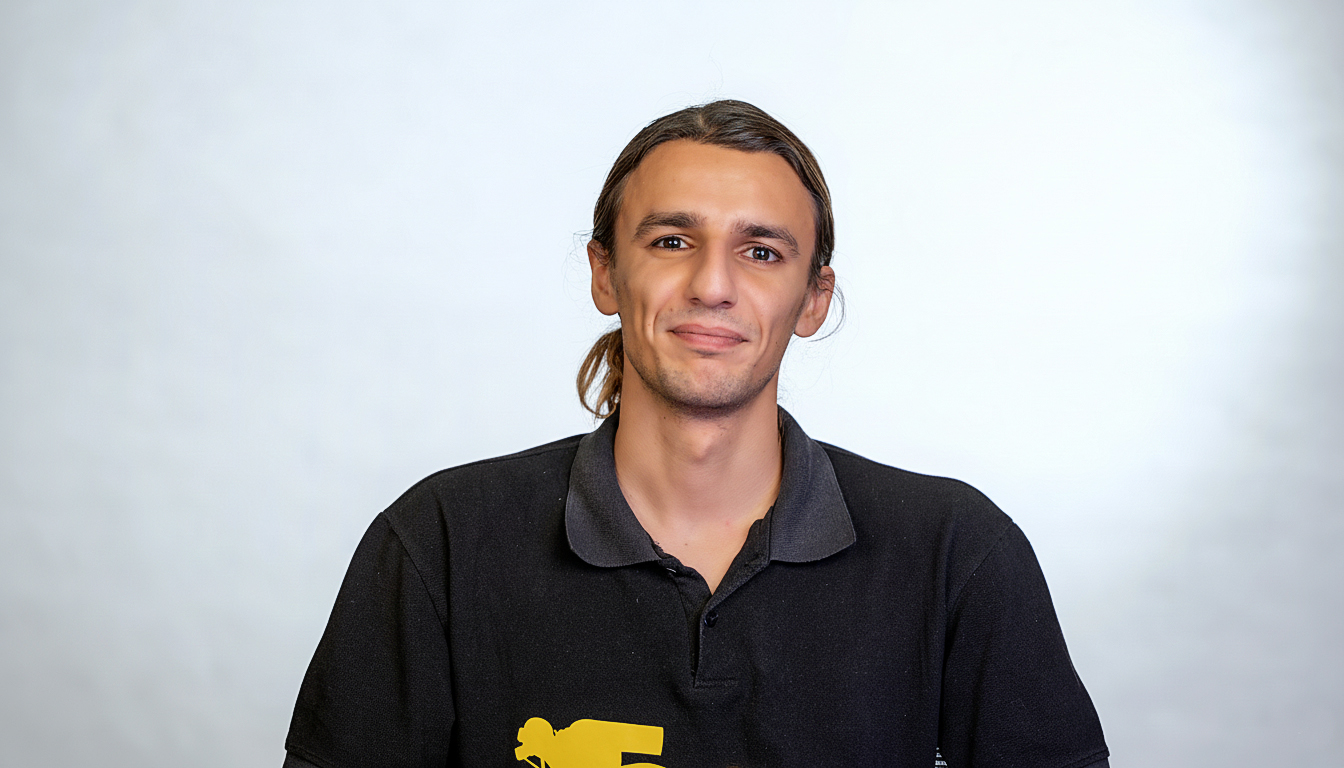 Portrait of the instructor